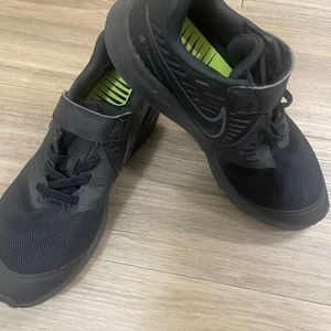 Kids shoes